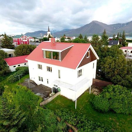 Helgugata Guesthouse Borgarnes Ngoại thất bức ảnh
